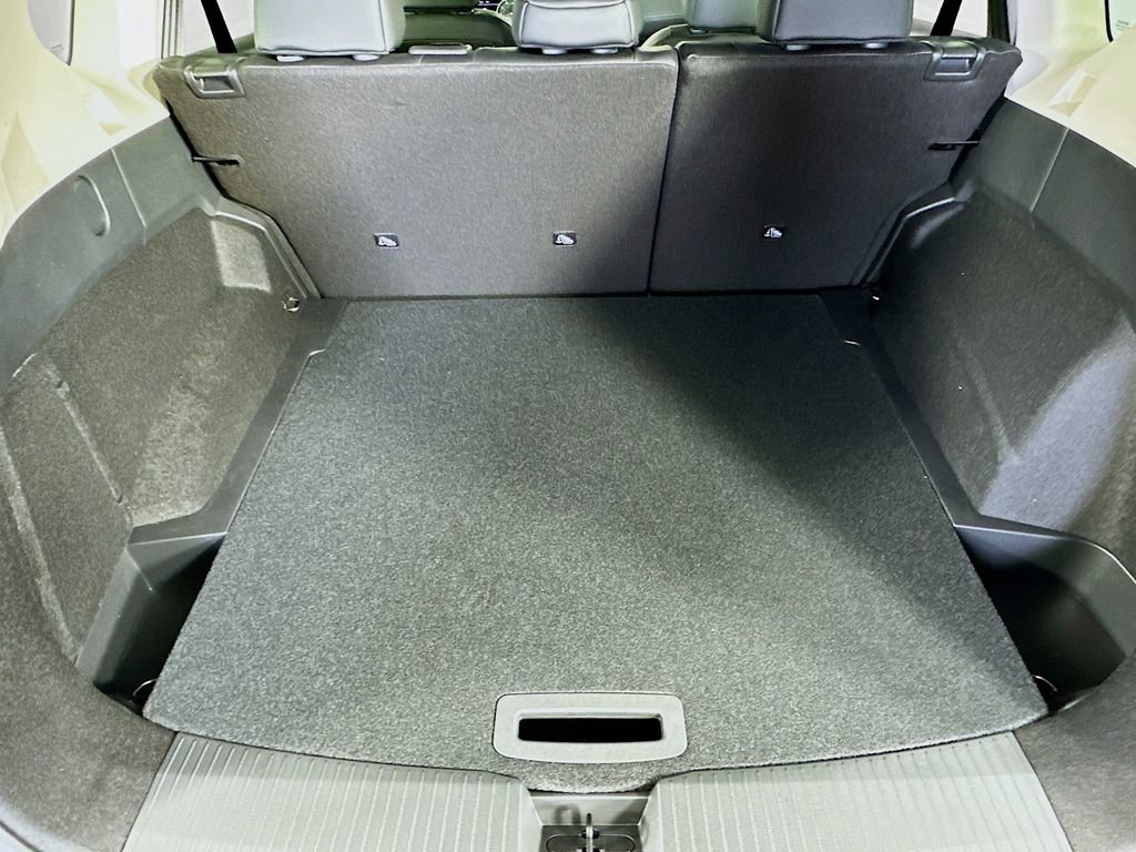 New 2026 Nissan Rogue SV image 34