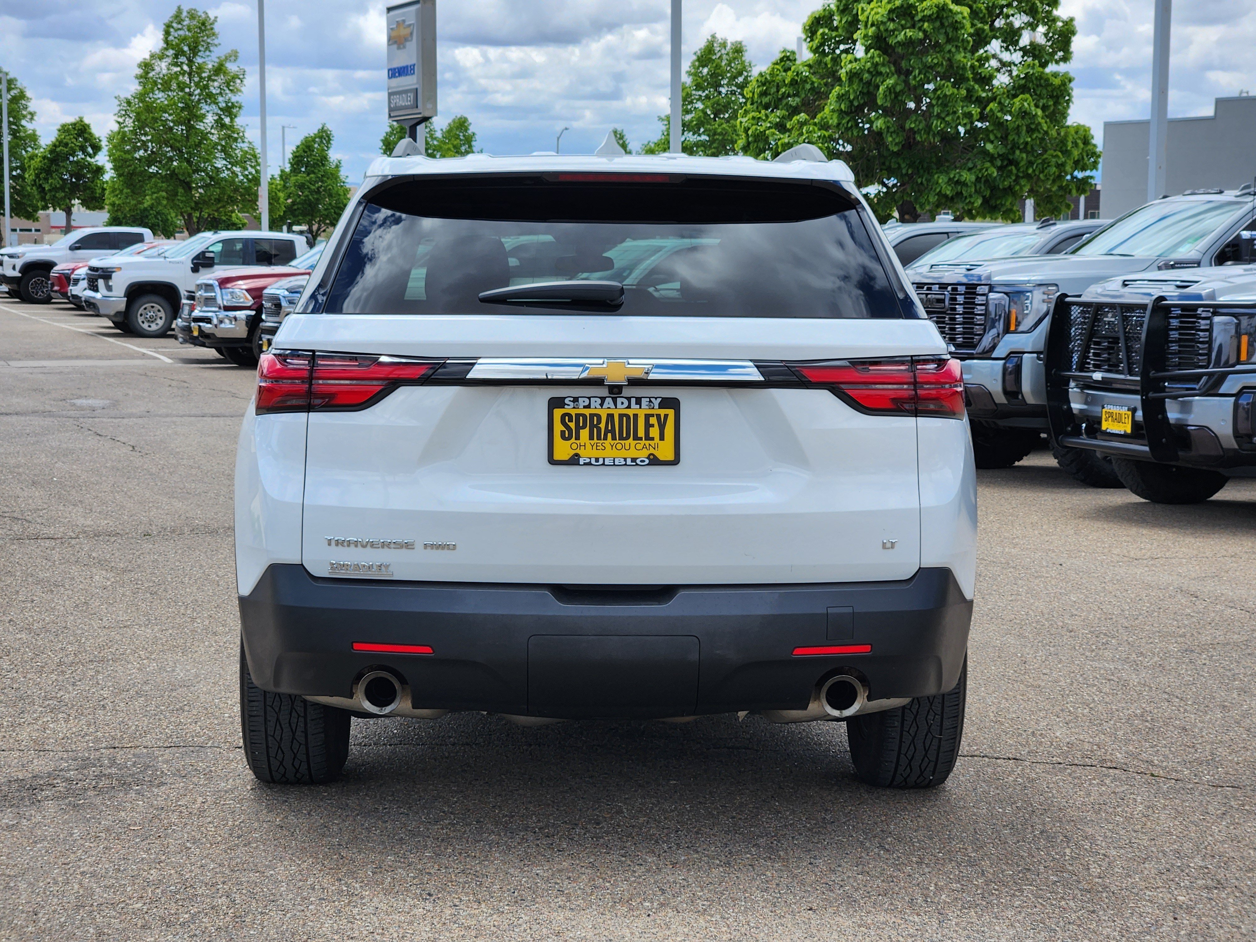 Used 2023 Chevrolet Traverse LT AWD/4WD image 4