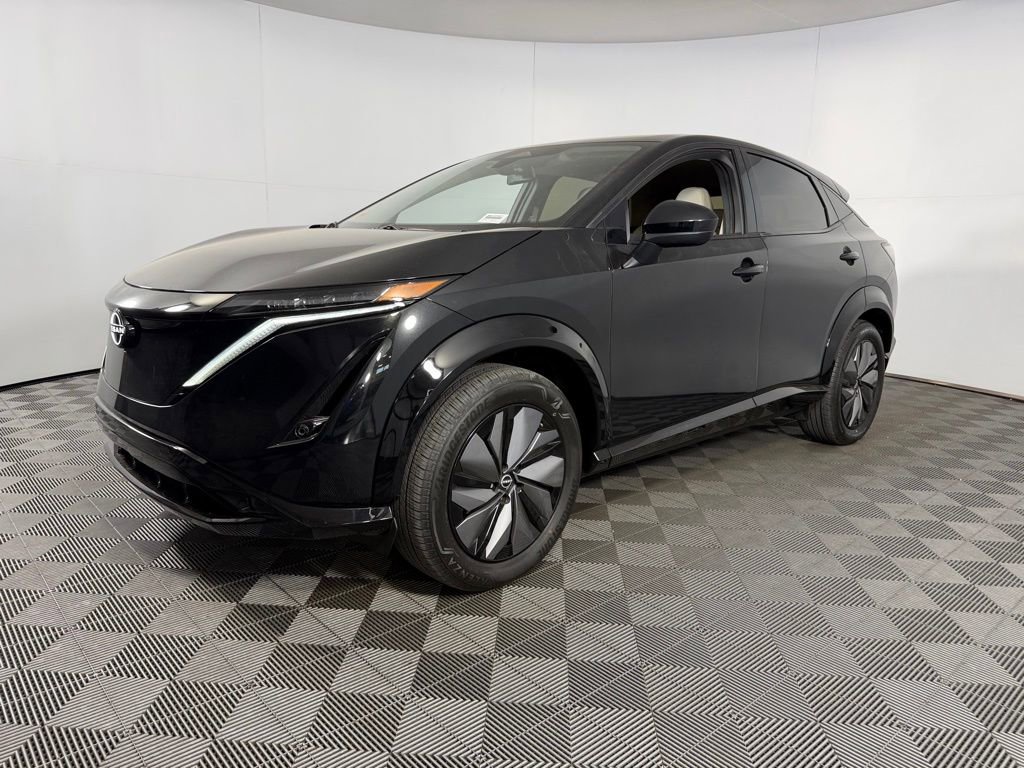 Used 2024 Nissan Ariya AWD image 3
