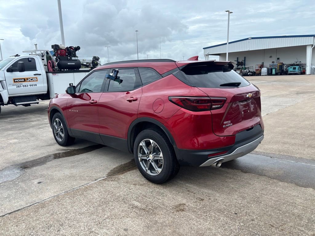 Used 2026 Chevrolet Blazer LT w/ Convenience Package FWD image 7