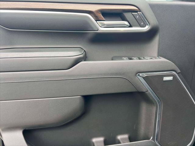 Used 2023 Chevrolet Silverado 1500 RST image 17