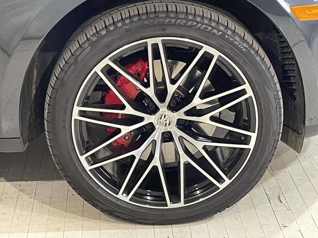 Certified 2026 Porsche Macan S AWD/4WD image 16