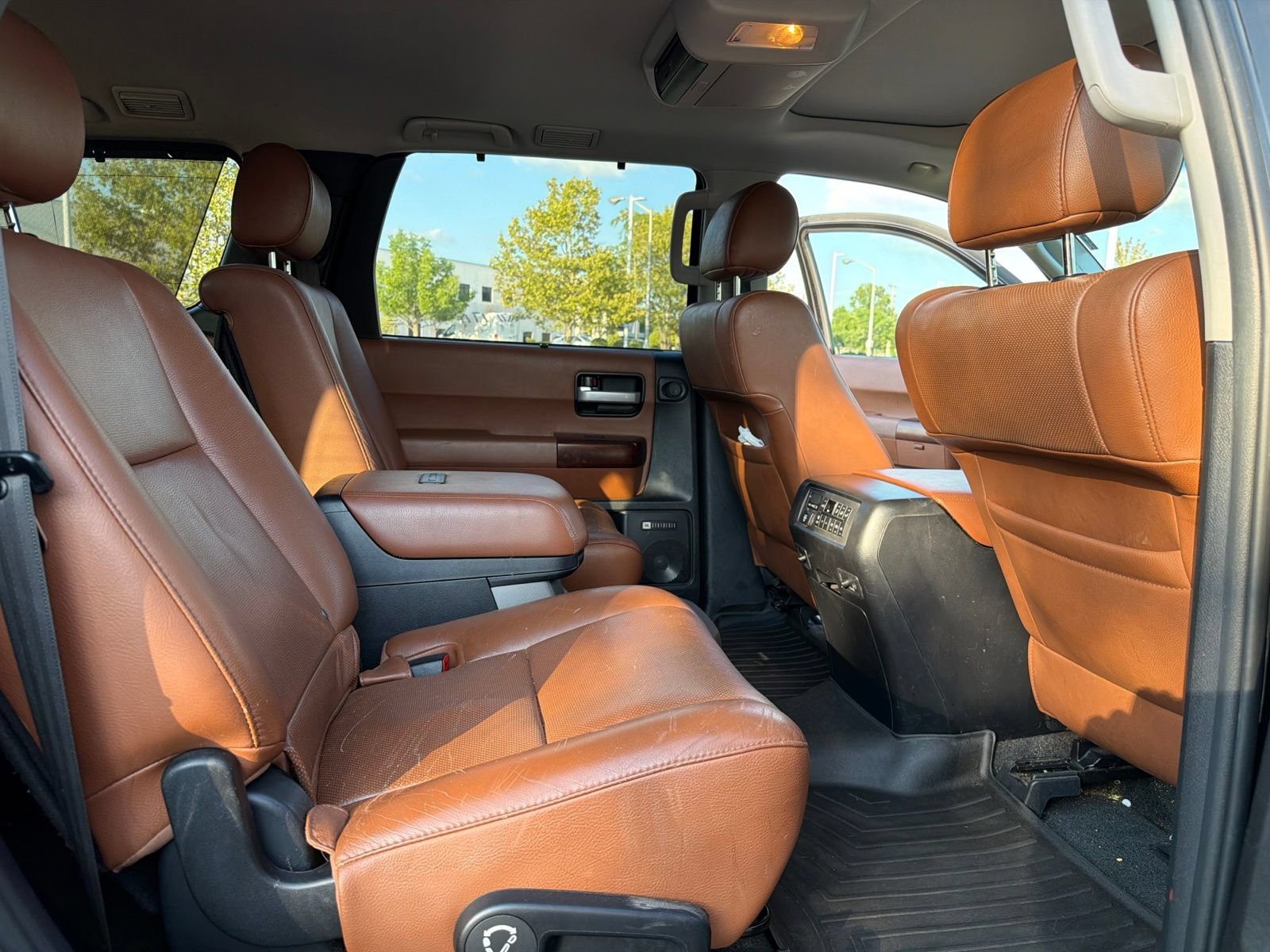 Used 2013 Toyota Sequoia Platinum AWD/4WD image 15