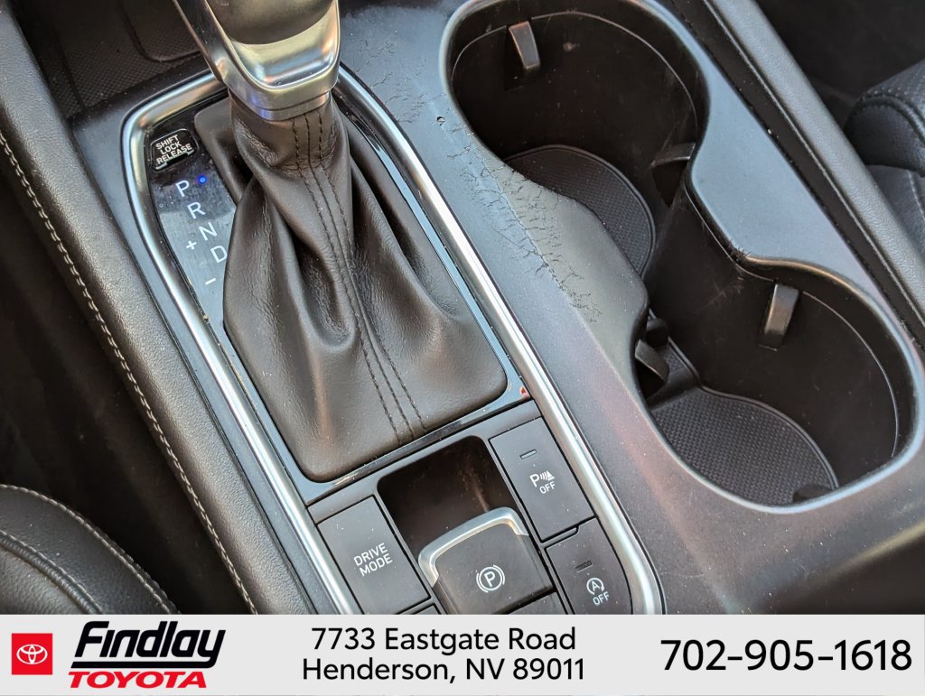 Used 2020 Hyundai Santa Fe SEL FWD image 25
