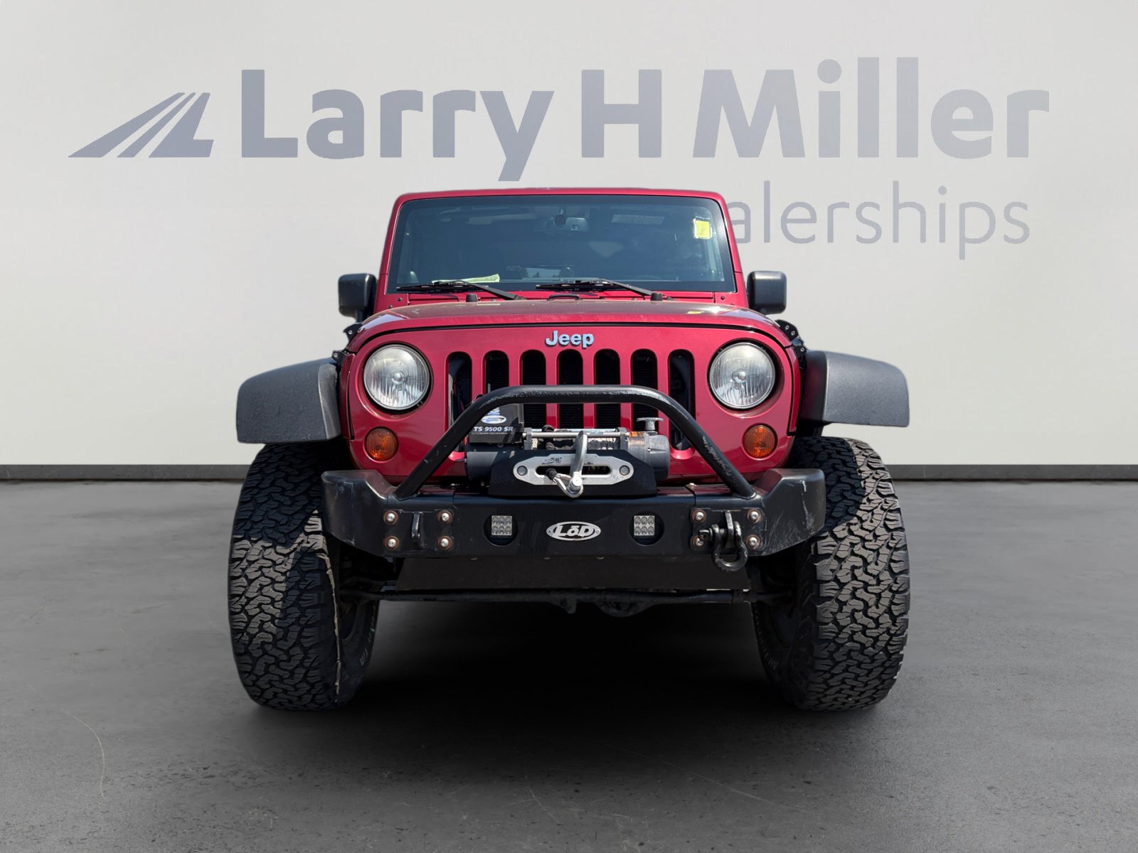 Used 2013 Jeep Wrangler Rubicon w/ Dual Top Group AWD/4WD image 8