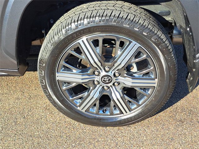 Used 2023 Toyota Sequoia Capstone image 10