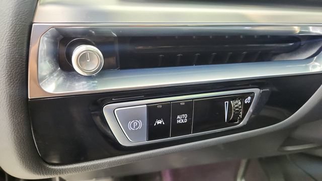 Used 2025 Cadillac Lyriq Sport AWD/4WD image 37