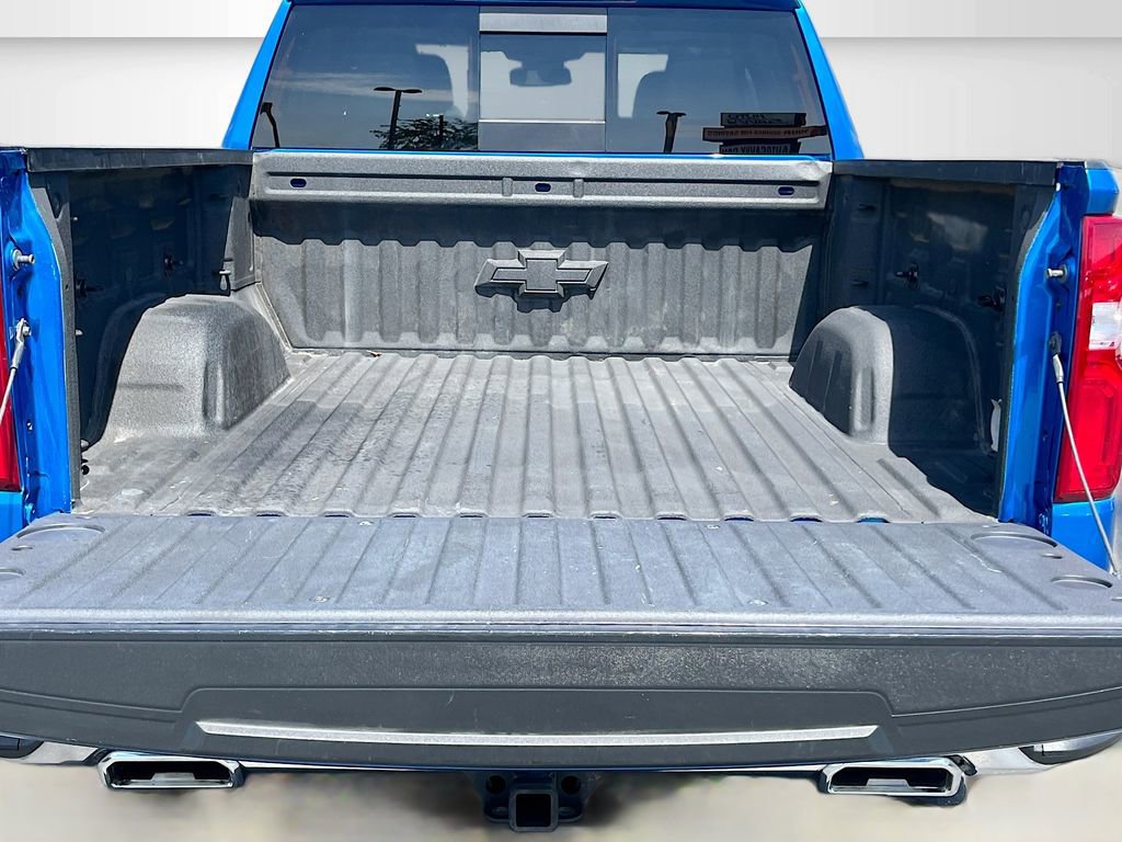 Used 2022 Chevrolet Silverado 1500 LTZ w/ LTZ Convenience Package II AWD/4WD image 28