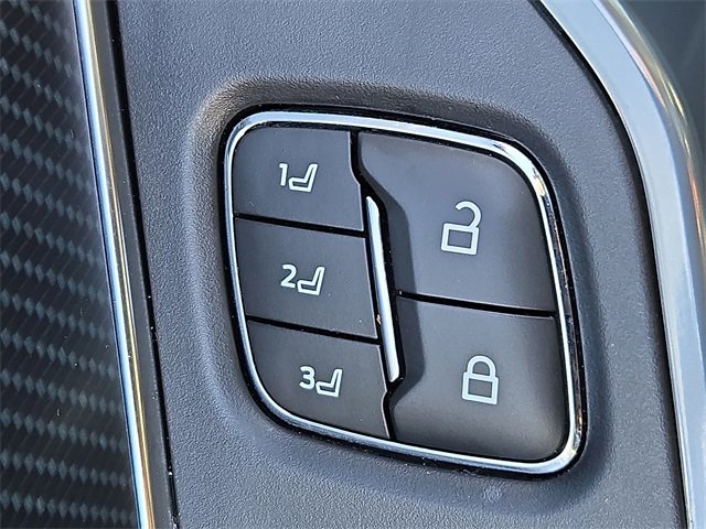 Used 2024 Ford F350 Limited image 25