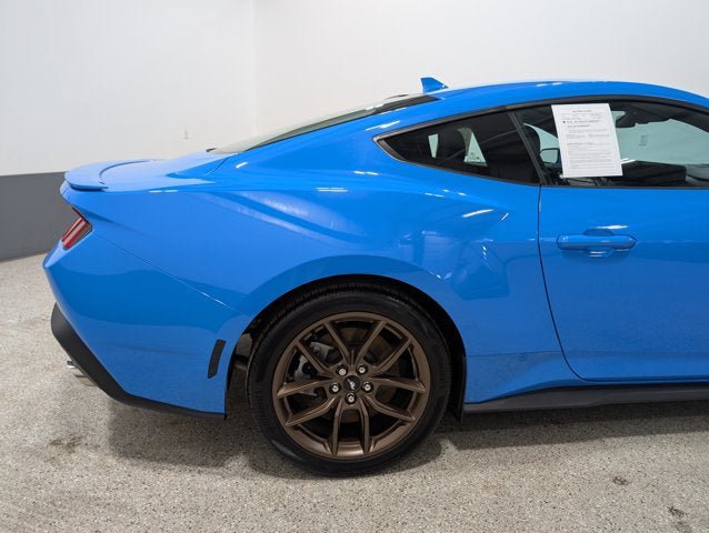 Used 2025 Ford Mustang GT Premium RWD image 10