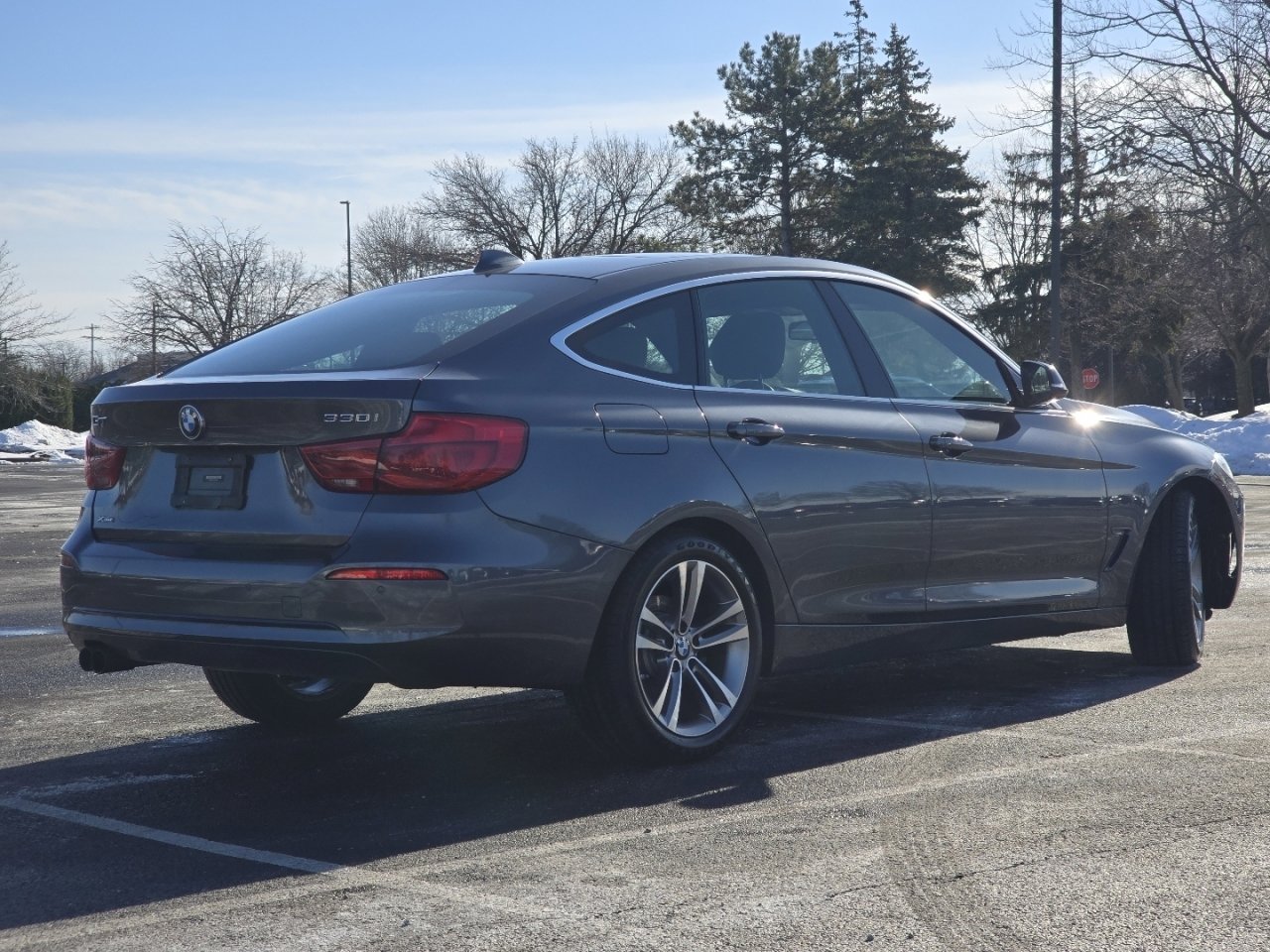 Used 2017 BMW 330i Gran Turismo xDrive image 20