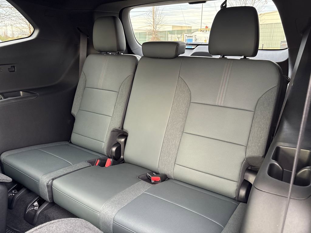 New 2026 GMC Acadia AT4 w/ Luxury Package image 39