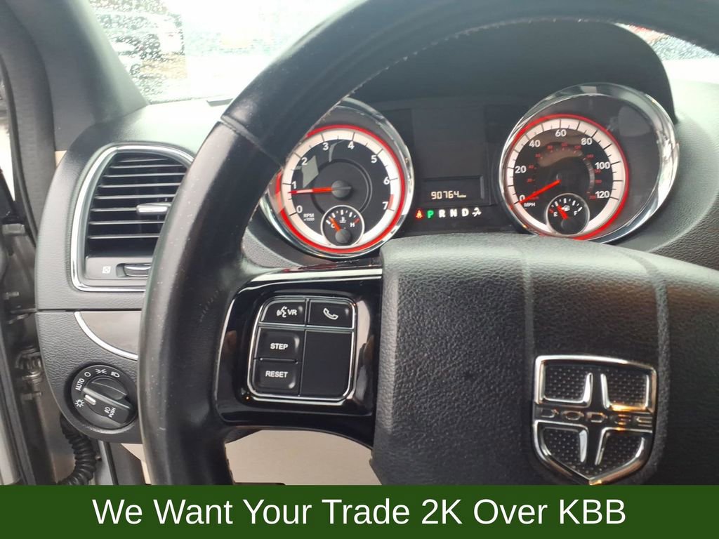 Used 2019 Dodge Grand Caravan SXT image 16