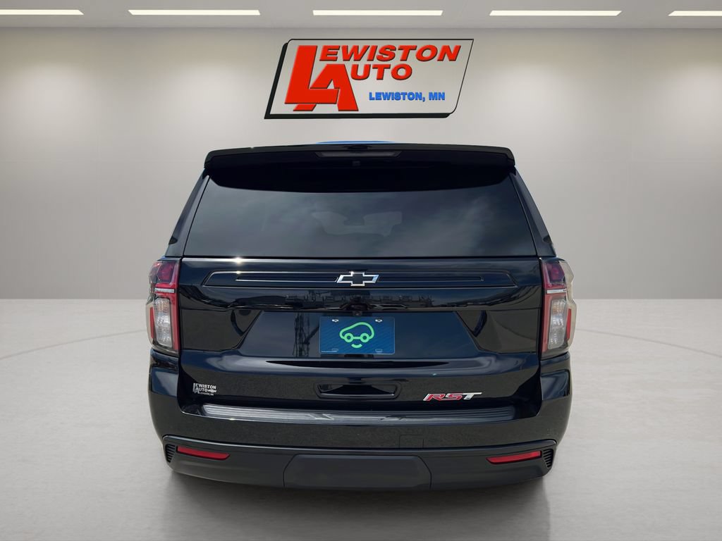 Certified 2024 Chevrolet Suburban RST w/ Luxury Package AWD/4WD image 12