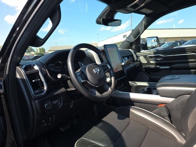Used 2025 RAM 1500 Laramie w/ Advanced Safety Group II AWD/4WD image 17
