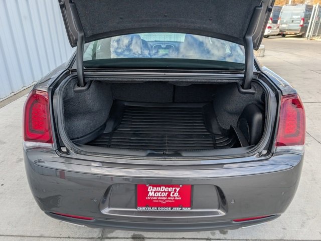 Used 2023 Chrysler 300 Touring L w/ Popular Equipment Group image 22