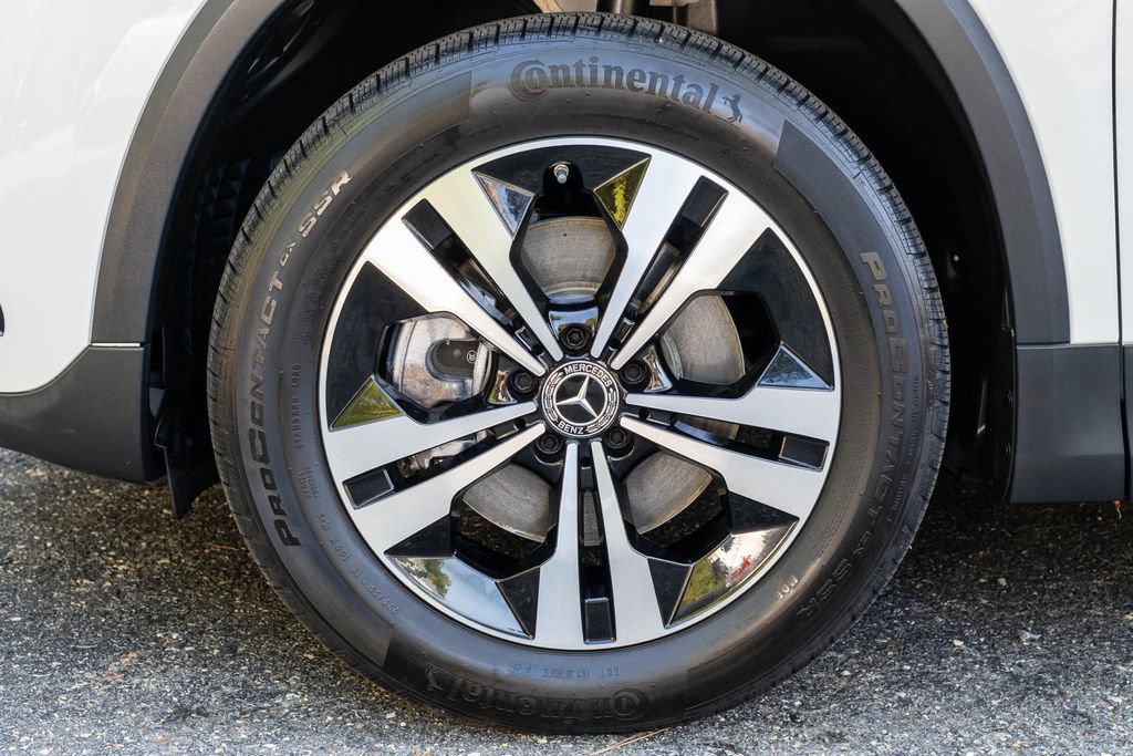 Used 2026 Mercedes-Benz GLA 250 w/ Sun & Sound Package image 30