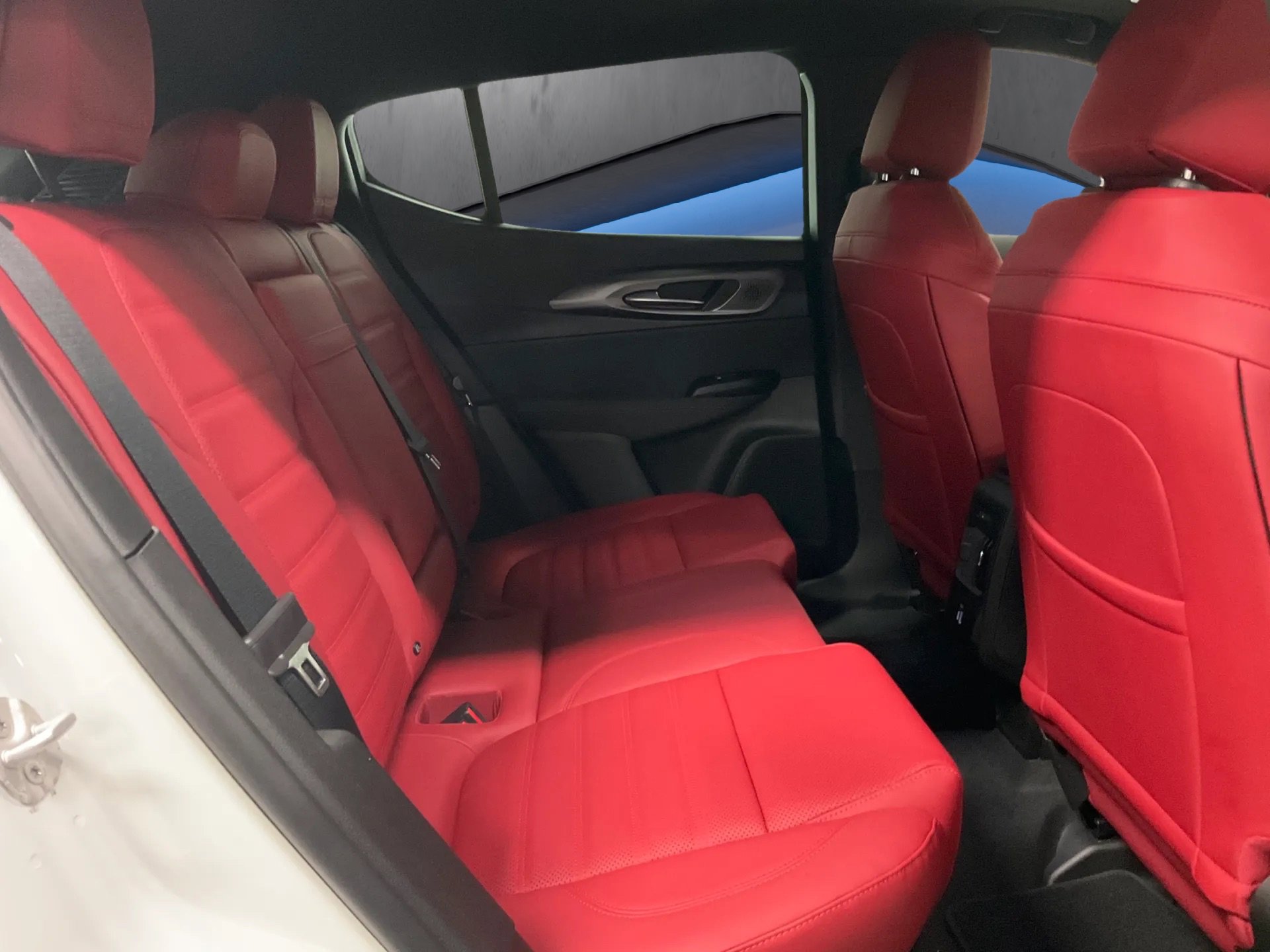 New 2026 Alfa Romeo Tonale w/ Quick Order Package 23H Volce image 12