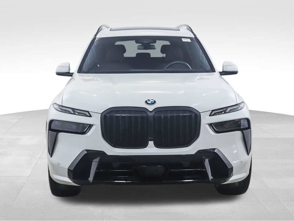 Used 2023 BMW X7 xDrive40i w/ M Sport Package image 8