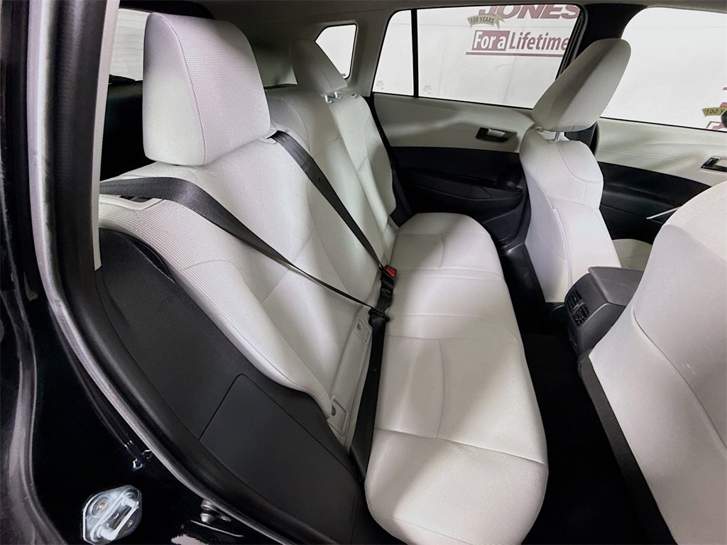 Certified 2024 Toyota Corolla Cross LE image 29
