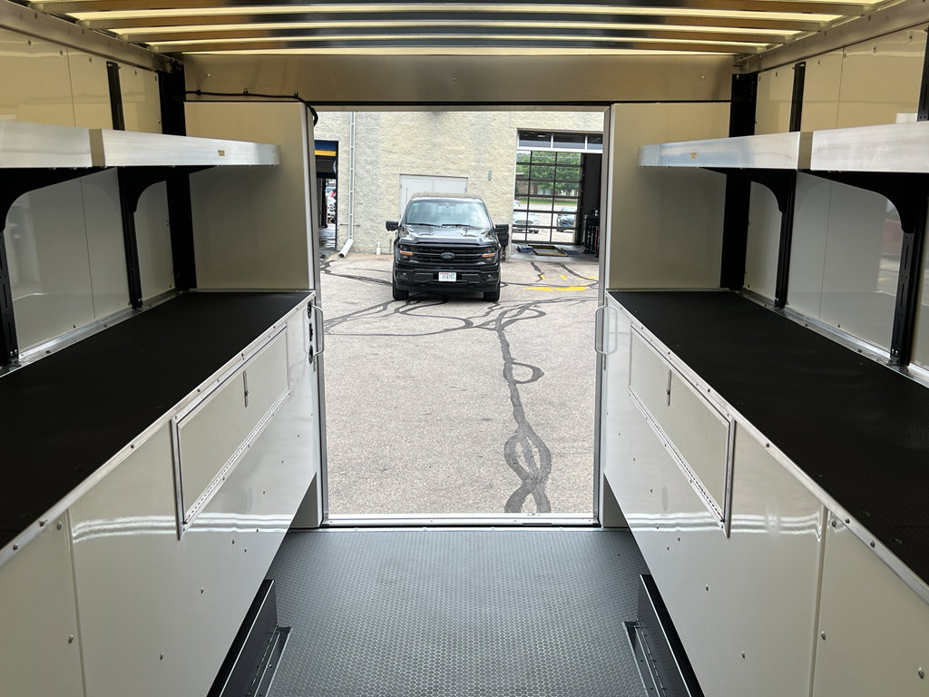 New 2026 Ford E-450 and Econoline 450 Super Duty w/ Power Equipment Group image 34