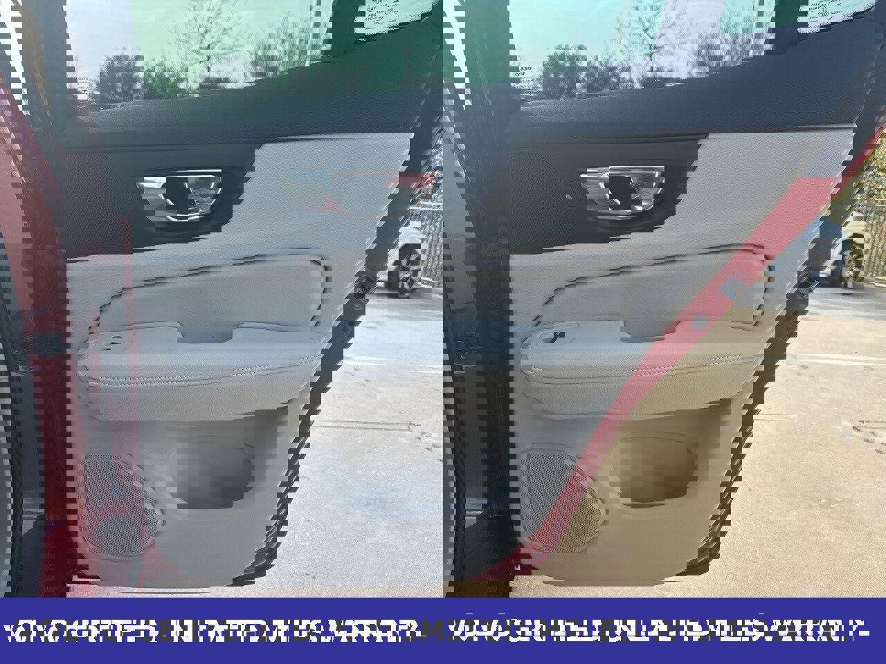 Certified 2023 Volvo S60 B5 Plus image 13