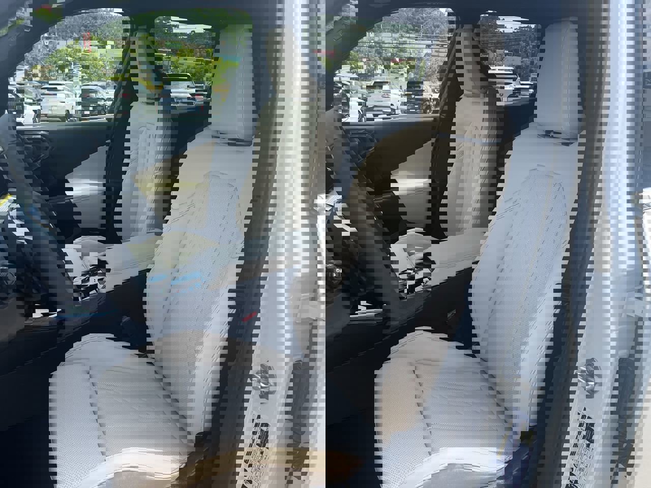 Used 2025 BMW X3 xDrive30i w/ Convenience Package image 14