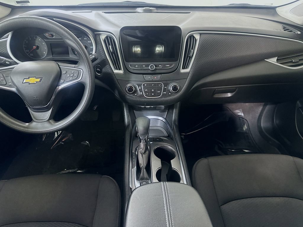 Used 2024 Chevrolet Malibu LT image 18