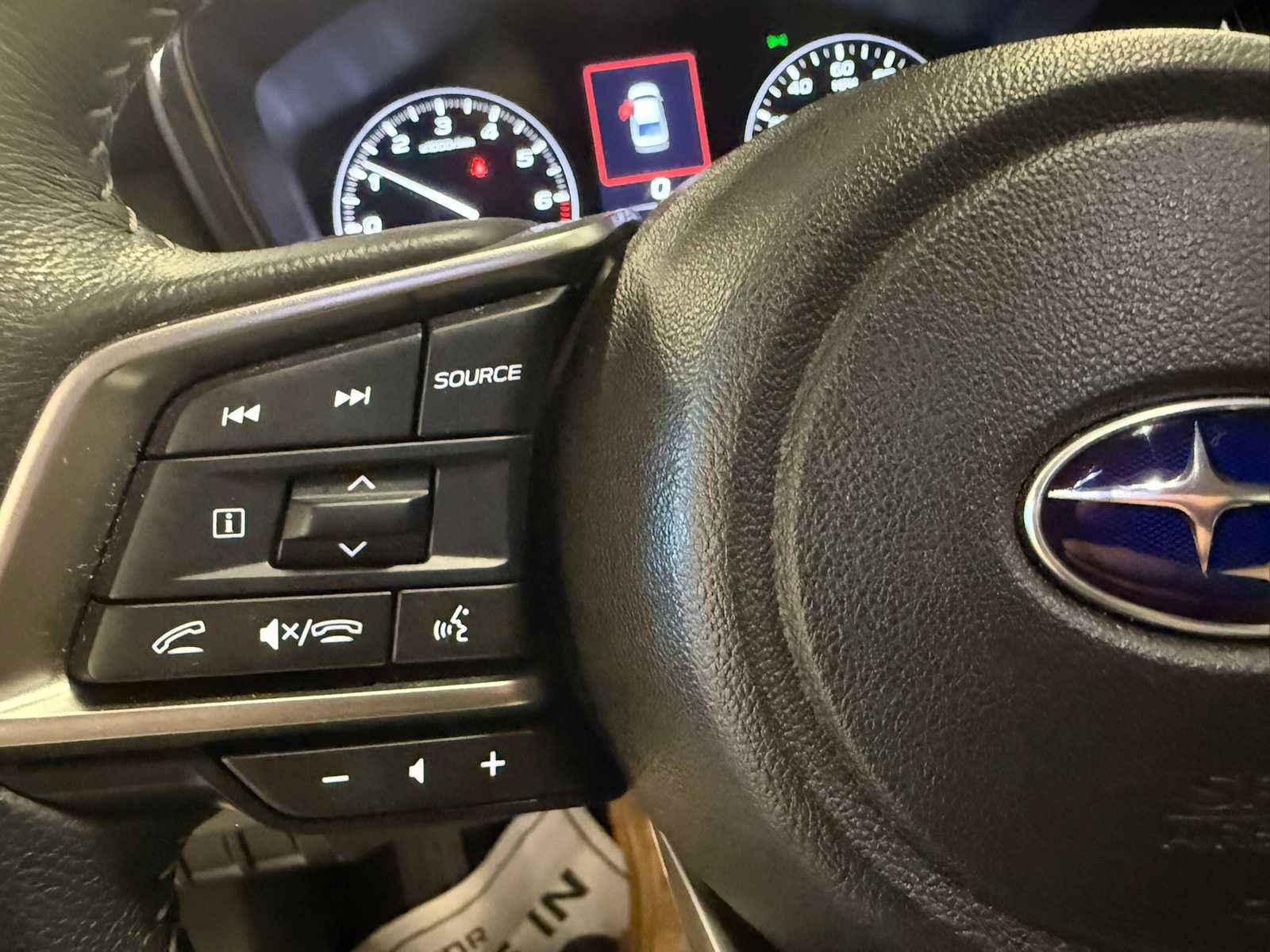 Certified 2024 Subaru Legacy Premium AWD/4WD image 28