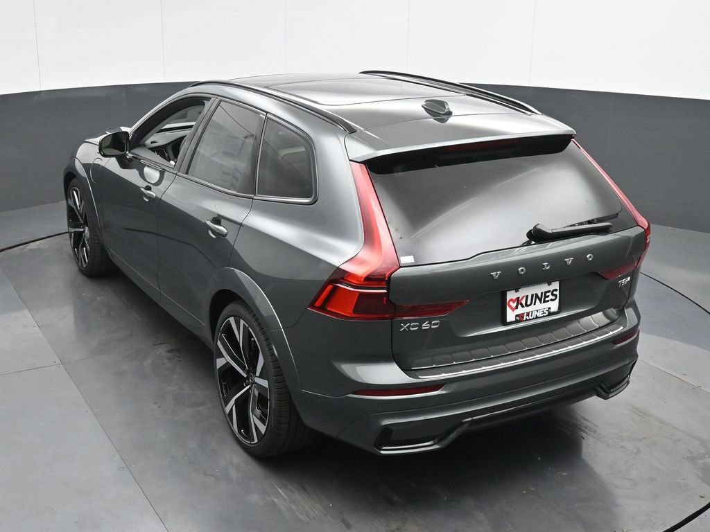 New 2026 Volvo XC60 T8 Ultra image 37