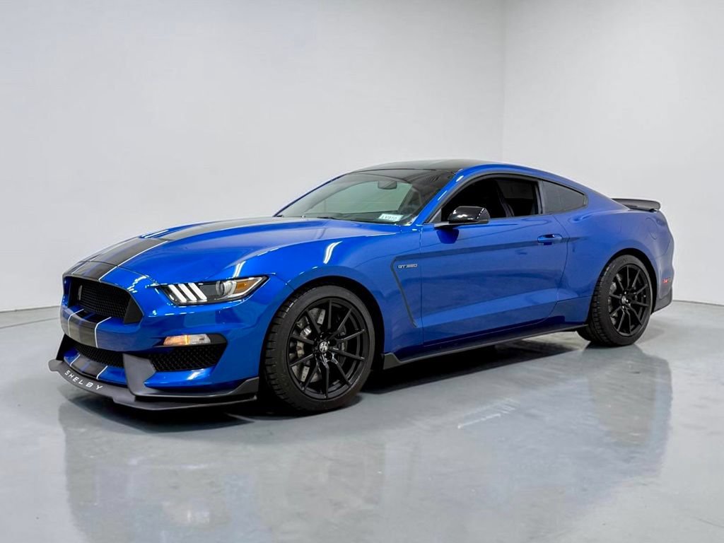 Used 2017 Ford Mustang Shelby GT350 w/ Electronics Package RWD image 3