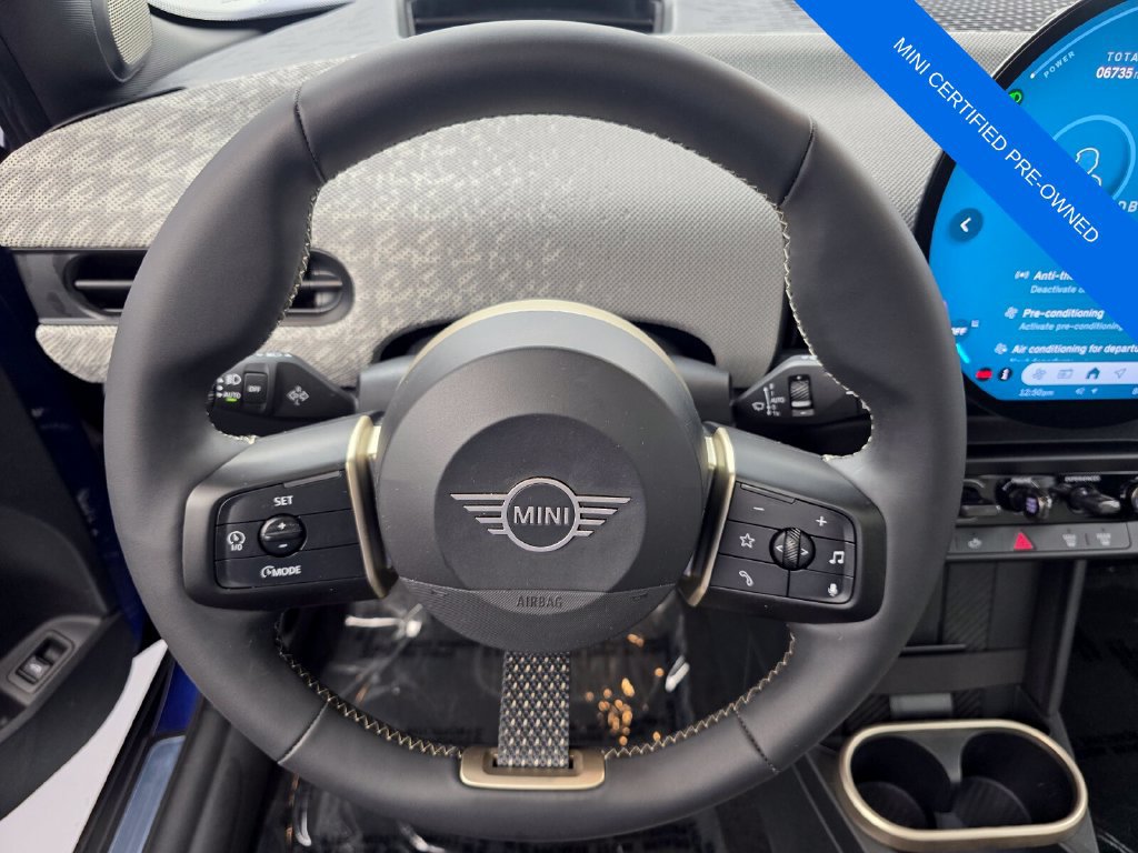 Used 2025 MINI Cooper S FWD image 19