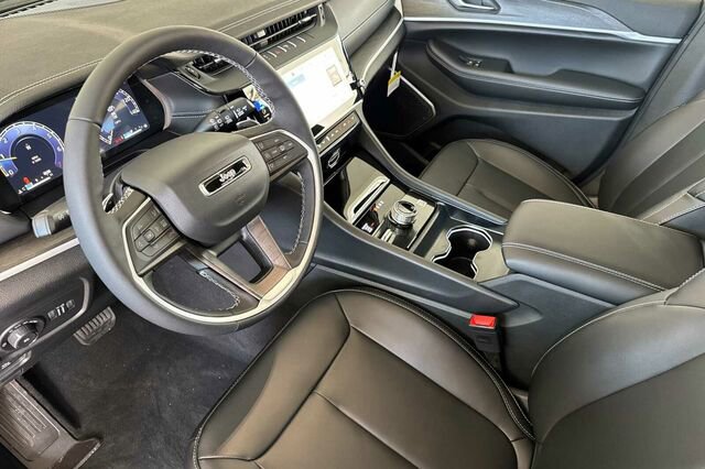 New 2026 Jeep Grand Cherokee L Limited AWD/4WD image 7