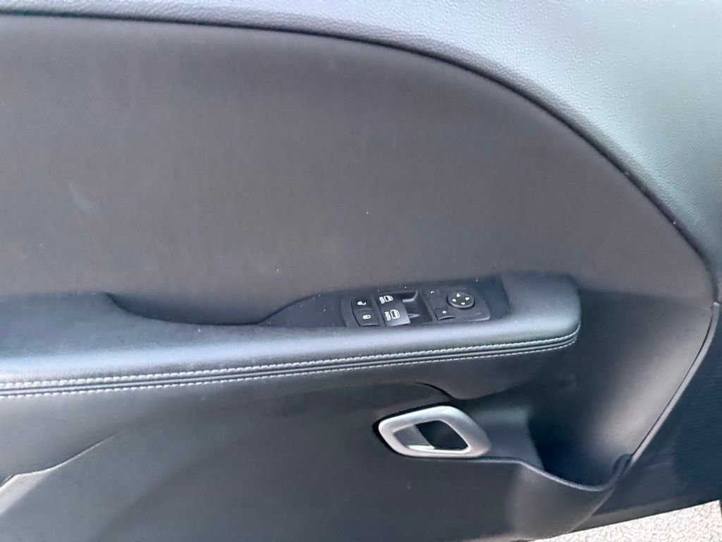 Used 2023 Dodge Challenger SXT w/ Blacktop Package image 10