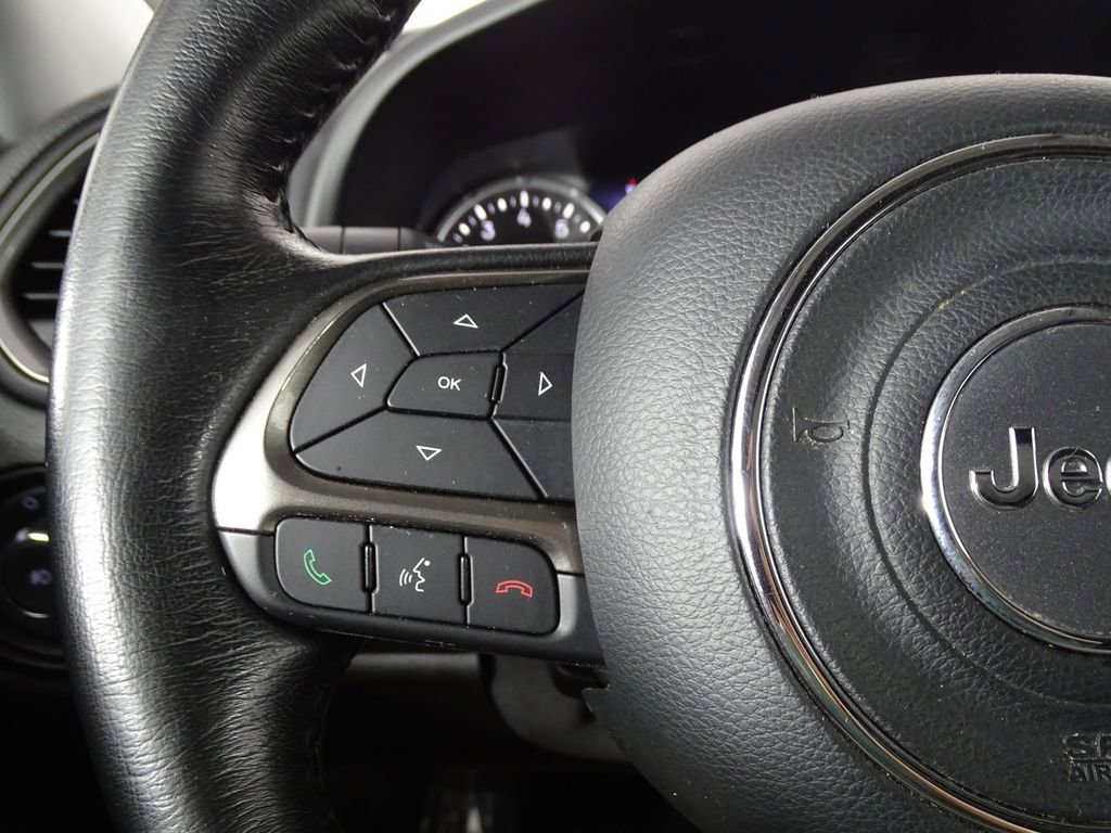 Used 2018 Jeep Renegade Limited image 24