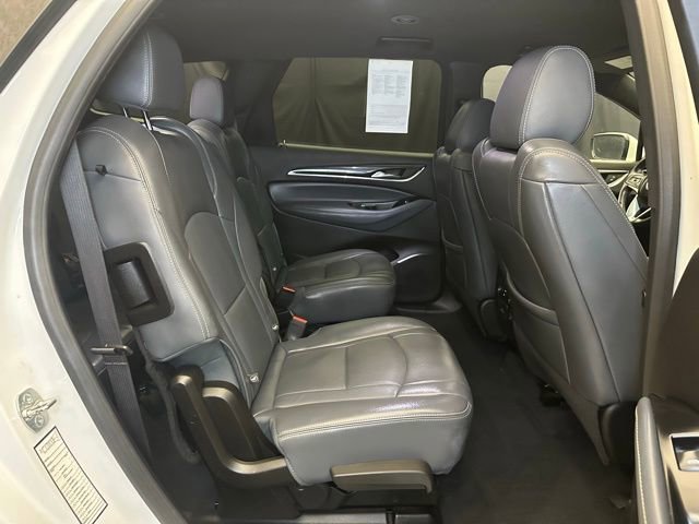 Used 2024 Buick Enclave Premium AWD/4WD image 17