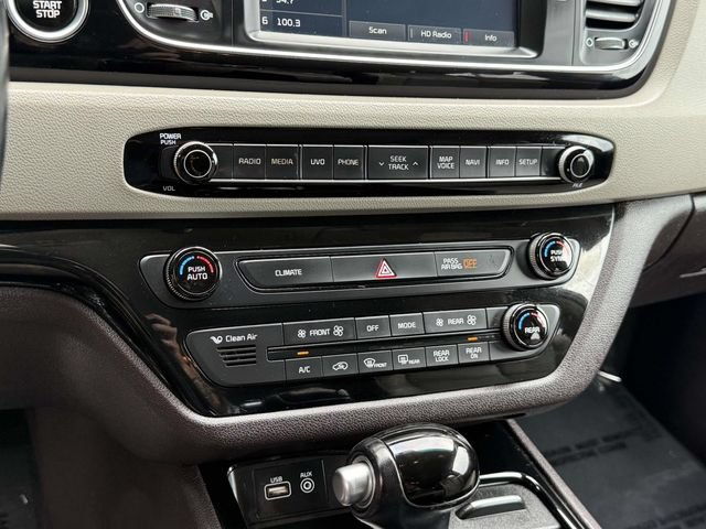 Used 2015 Kia Sedona SX Limited FWD image 16