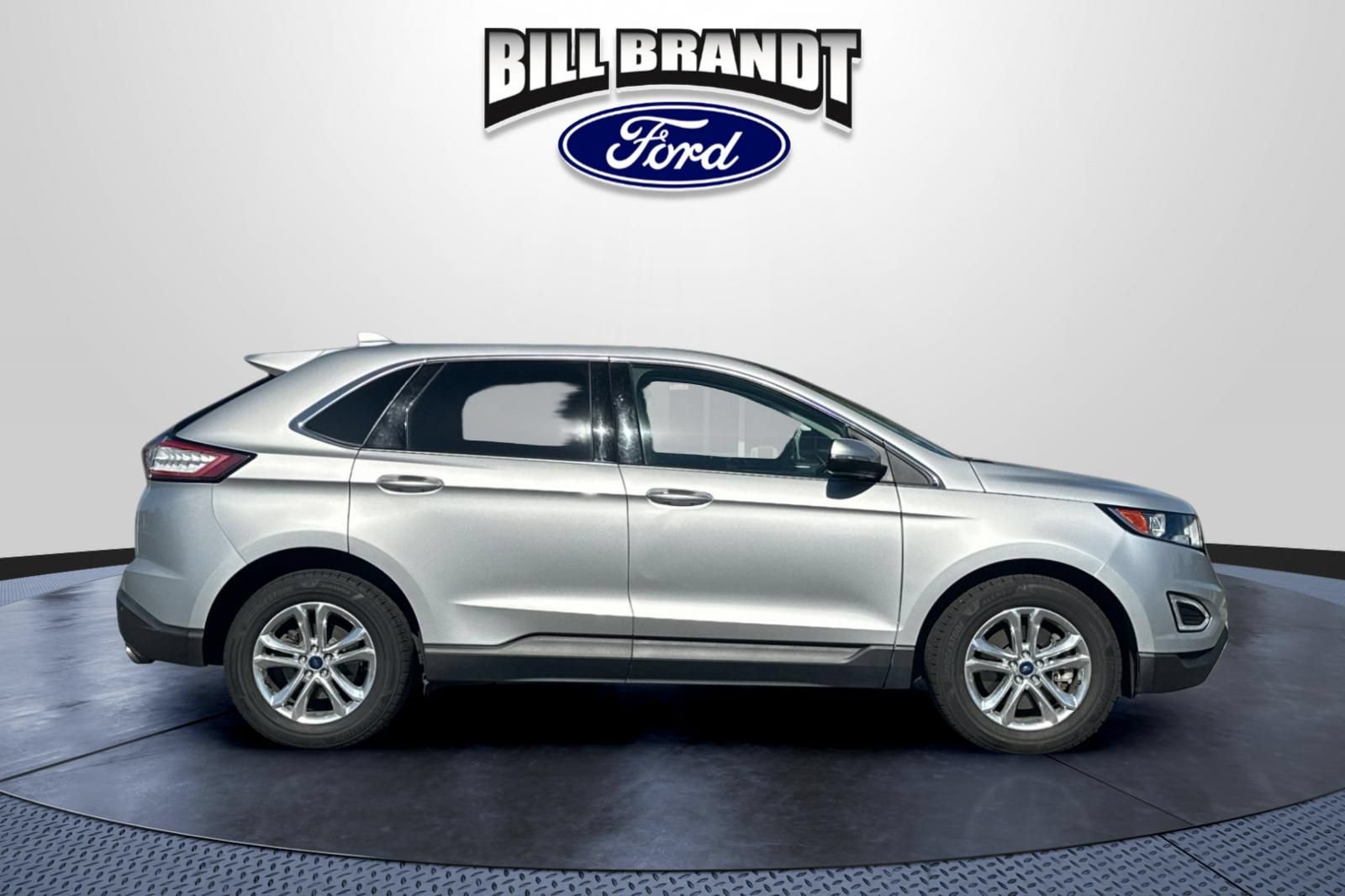 Used 2016 Ford Edge SEL w/ Equipment Group 201A AWD/4WD image 2