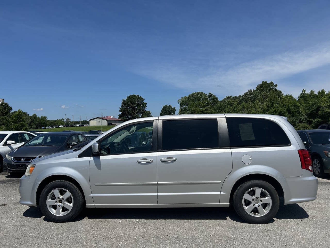 Used 2011 Dodge Grand Caravan Mainstreet w/ PWR Convenience Group FWD image 3