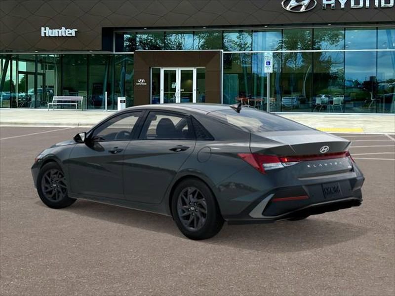 New 2026 Hyundai Elantra Blue FWD image 5
