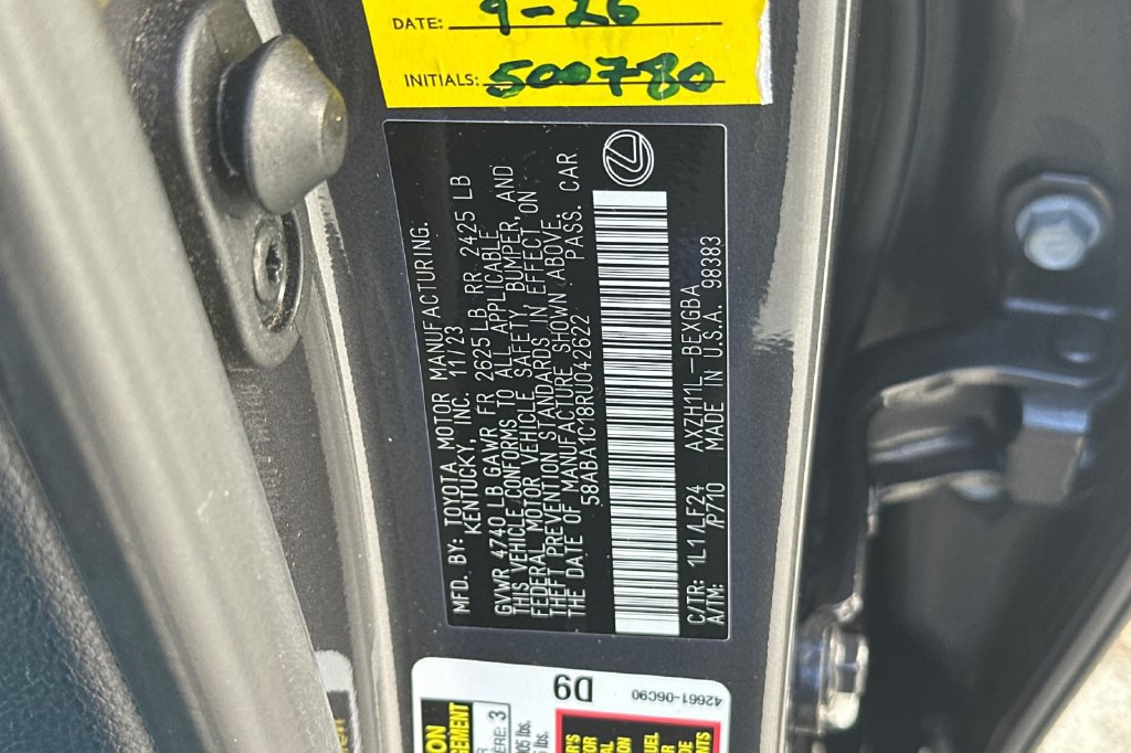 Used 2024 Lexus ES 300h F Sport w/ Accessory Package (Z2) FWD image 26