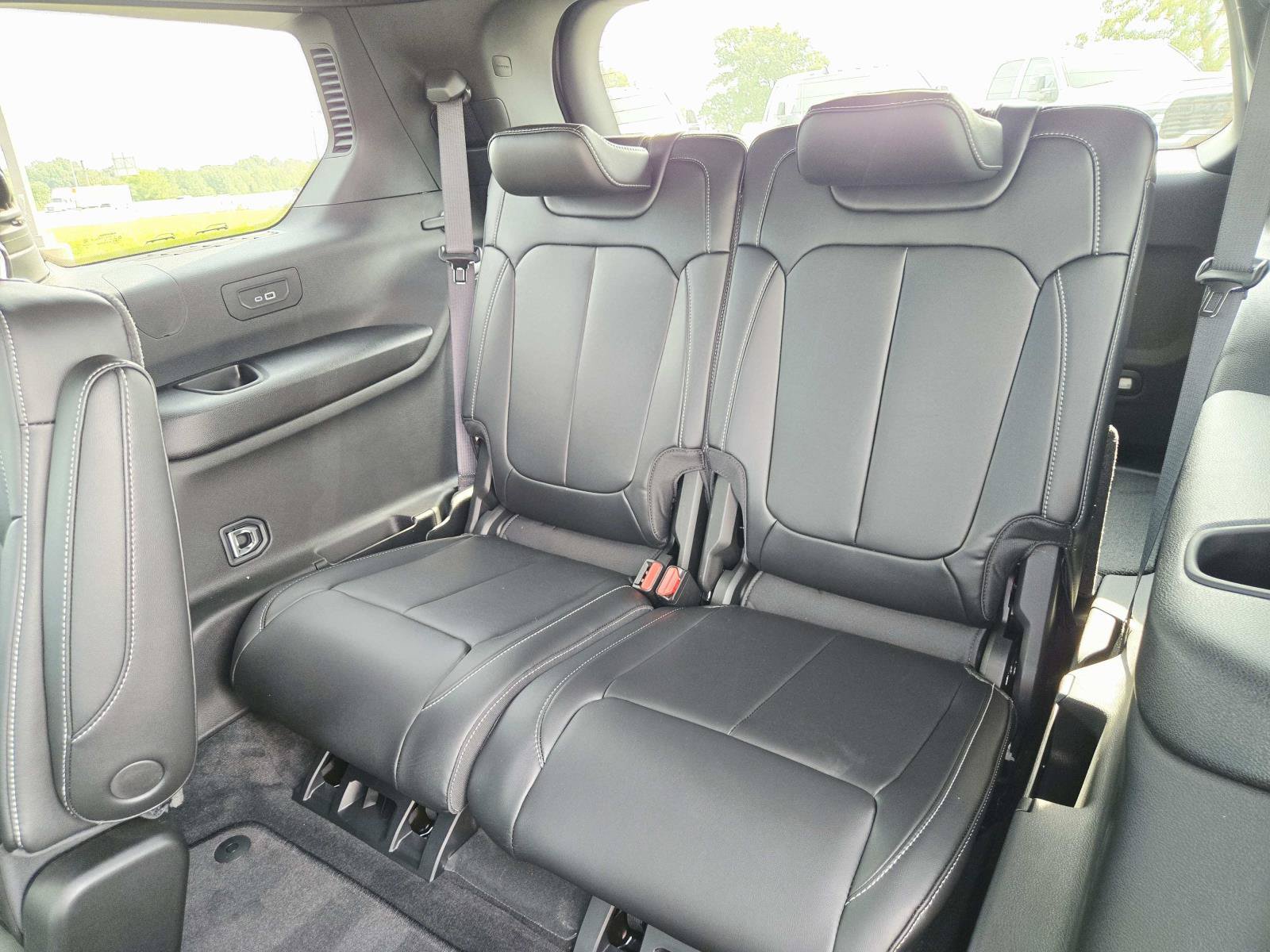 New 2027 Jeep Grand Cherokee L Limited AWD/4WD image 15