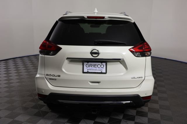 Used 2019 Nissan Rogue SL w/ Premium Package image 7