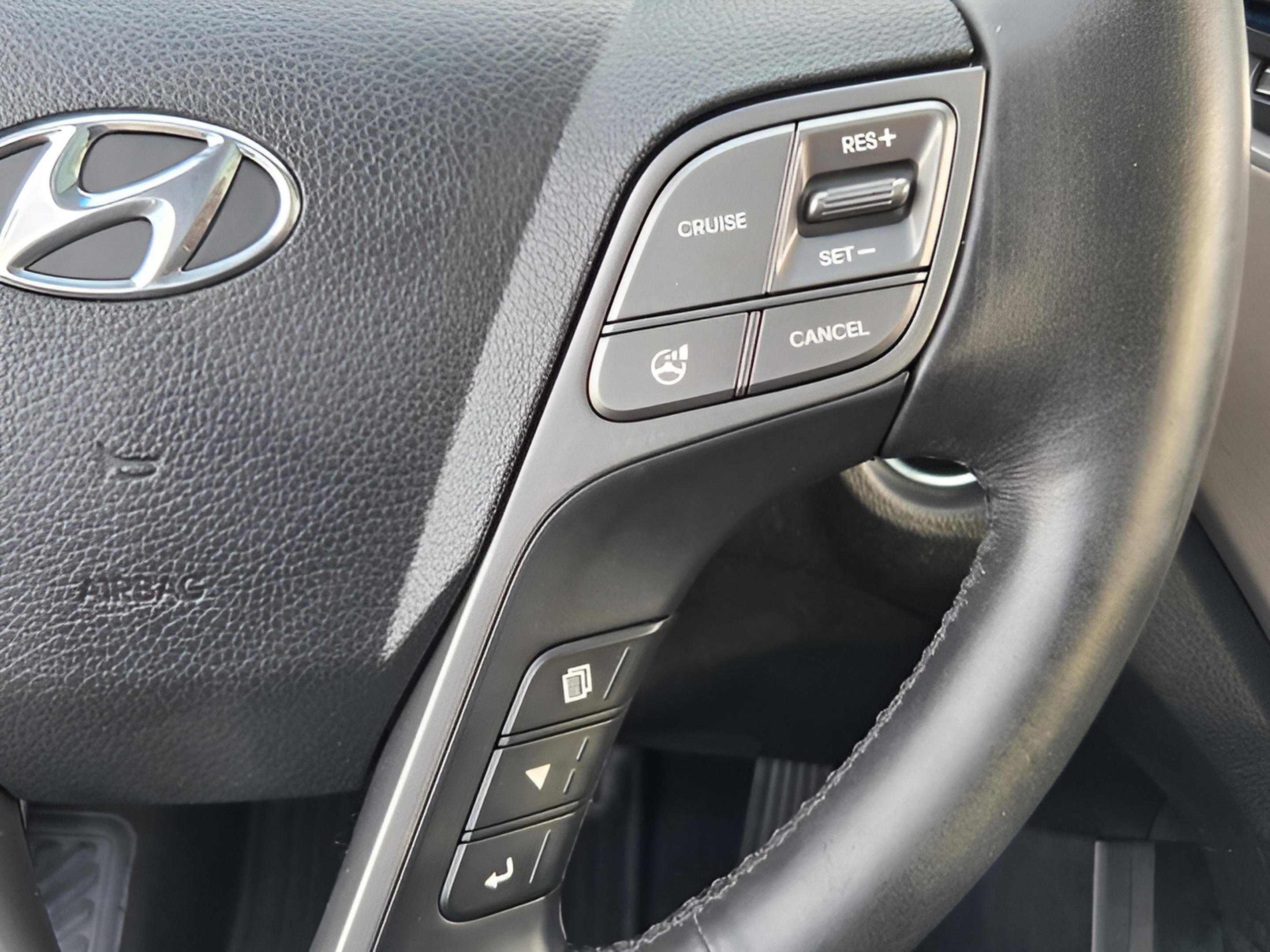 Used 2014 Hyundai Santa Fe Sport 2.0T w/ Technology Package 05 image 23