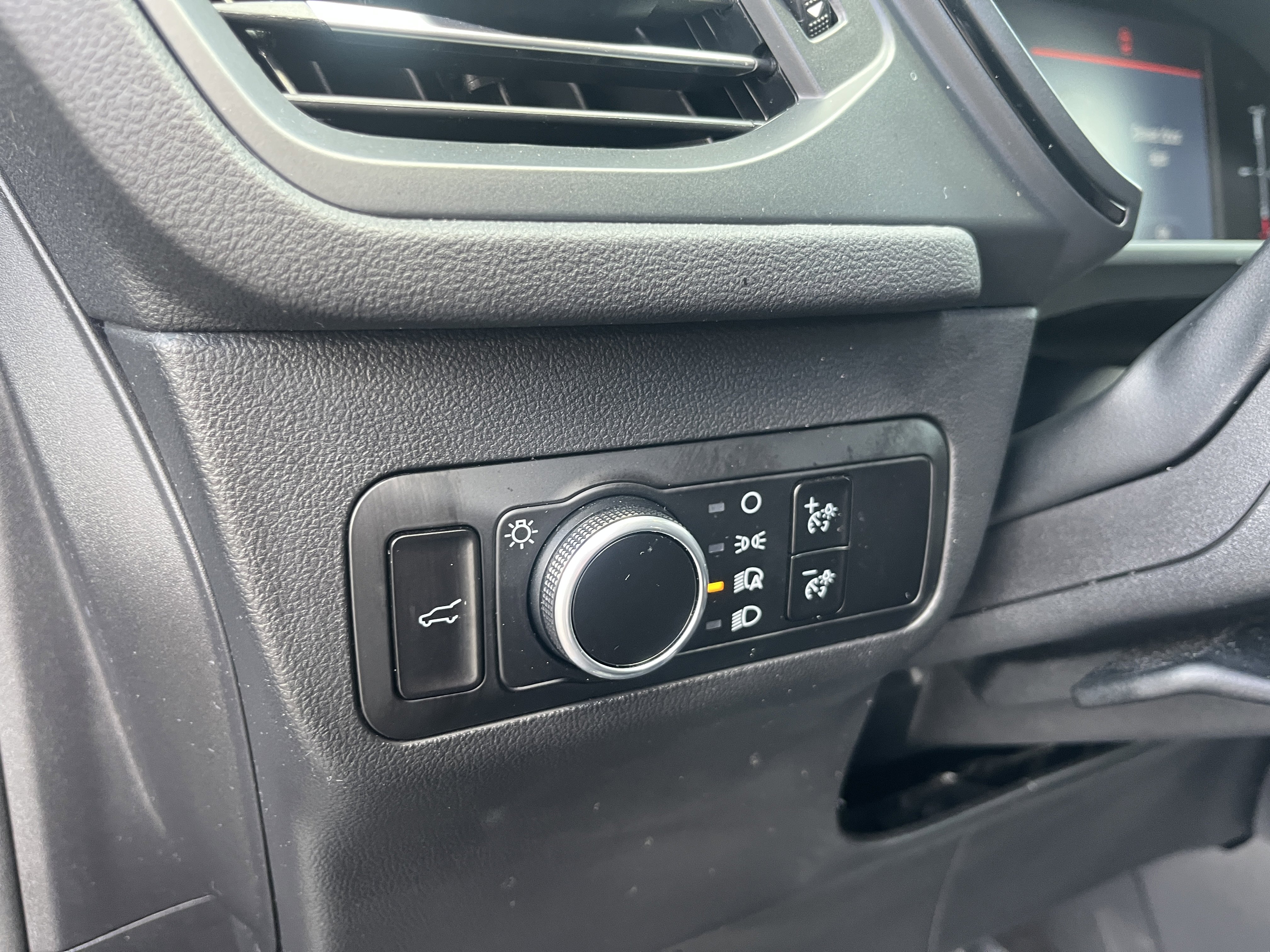 Used 2025 Ford Escape ST-Line w/ Tech Pack #1 image 17