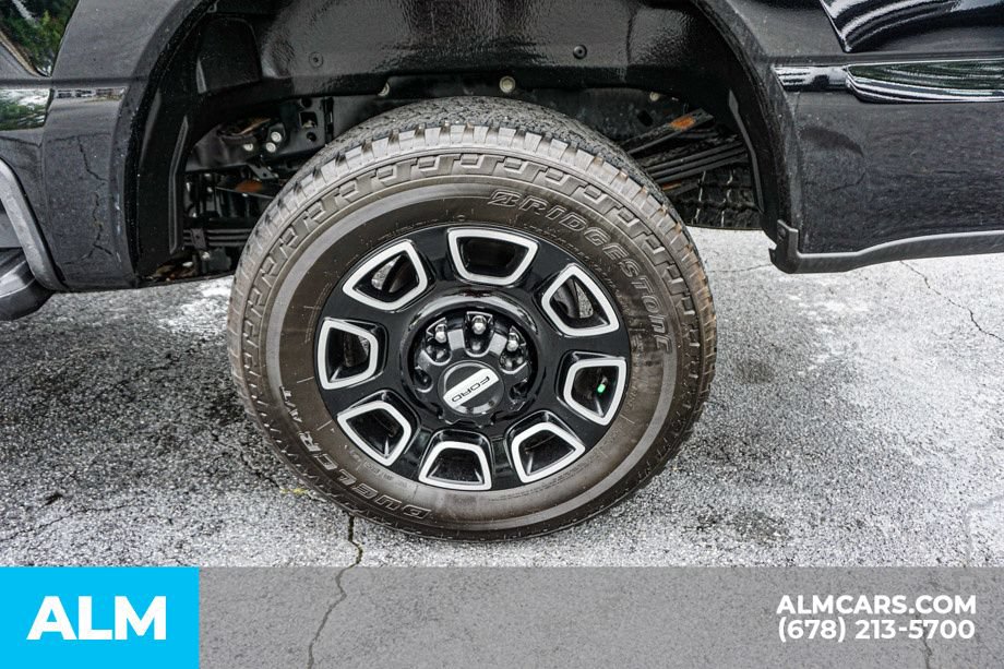 Used 2025 Ford F350 Platinum AWD/4WD image 16