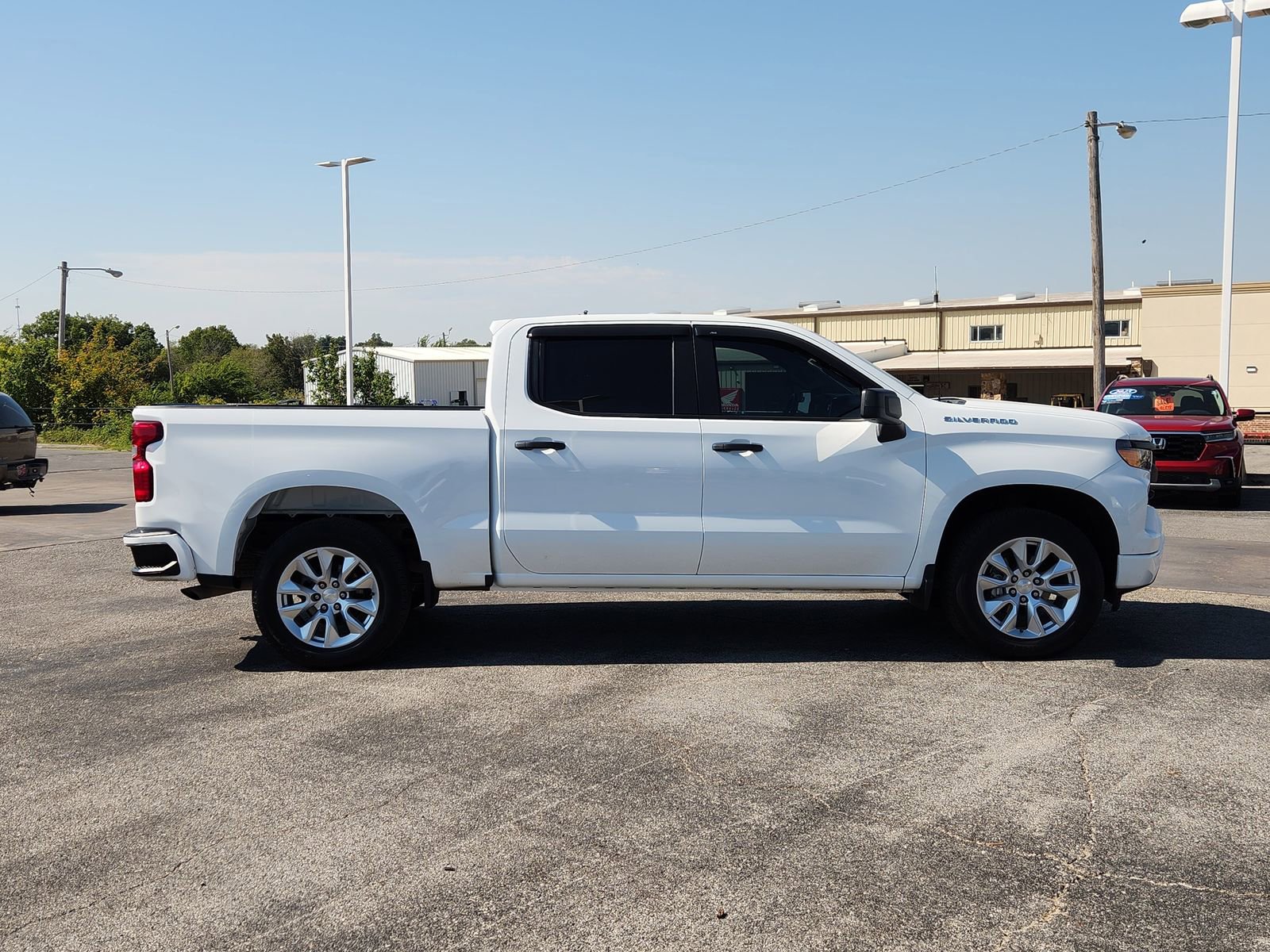 Used 2022 Chevrolet Silverado 1500 Custom image 7