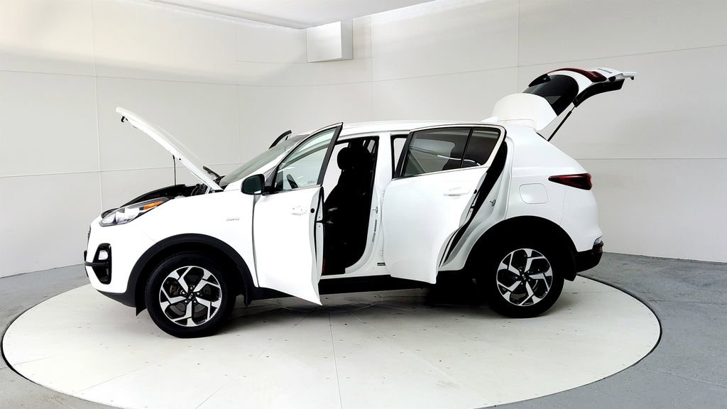 Used 2020 Kia Sportage LX AWD/4WD image 10