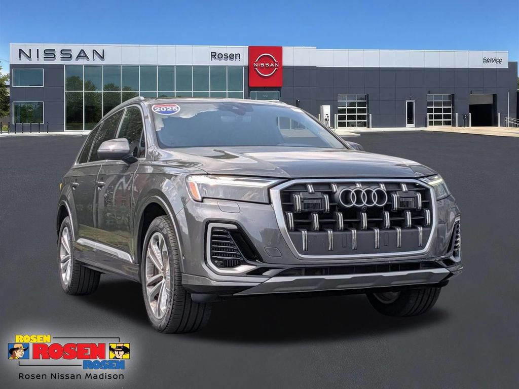 Used 2025 Audi Q7 3.0T Premium Plus