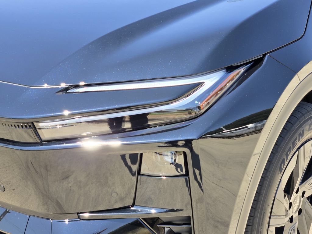 New 2026 Toyota C-HR AWD/4WD image 6